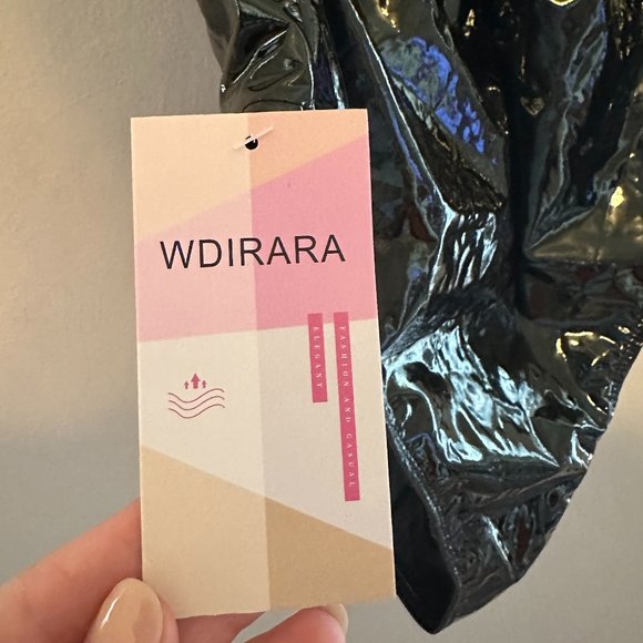 NWT WDIRARA Women's Deep V-Neck Halter-Top PU Leather Skinny Bodysuit Size S - Picture 16 of 16